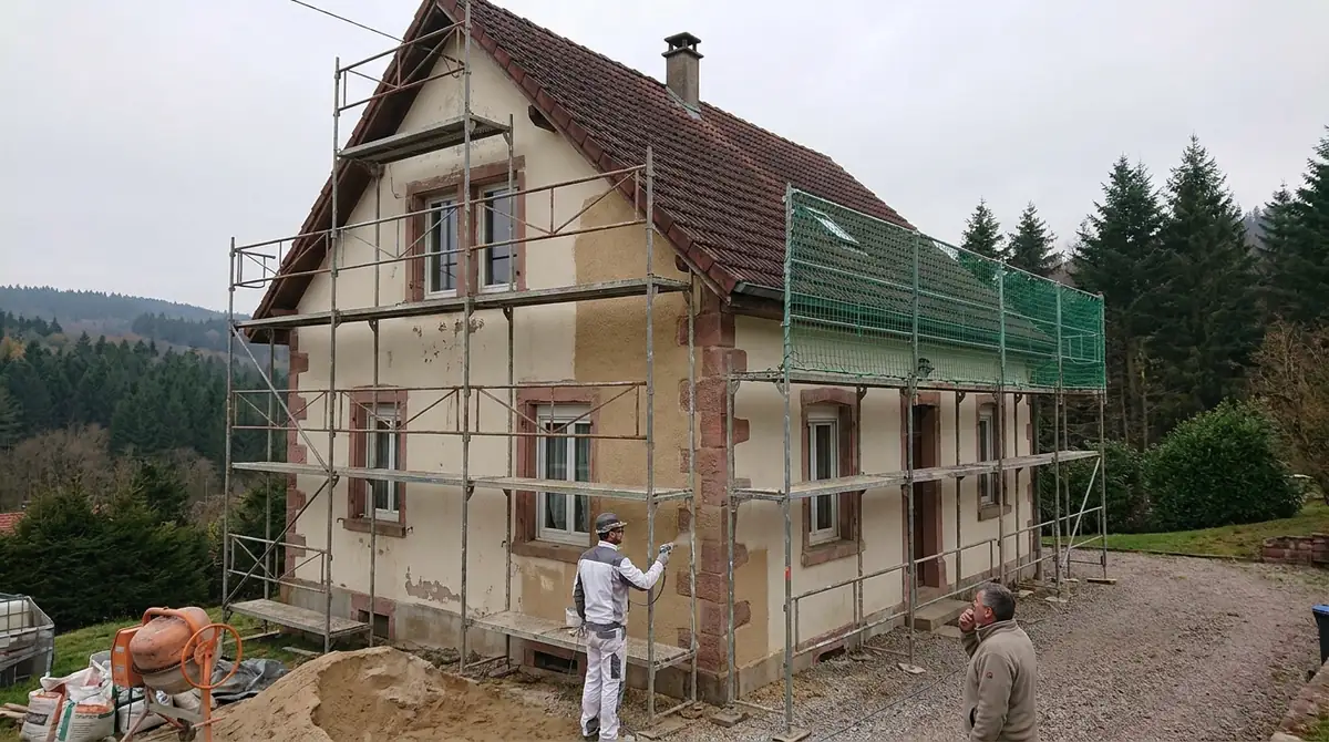Quand refaire sa façade ? Signes d'usure et meilleure saison (Vosges)